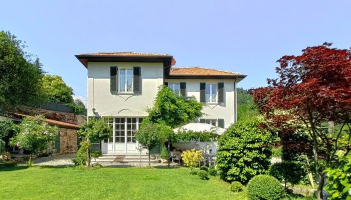 Historic Villa for sale Bee, Piemont,  Italy