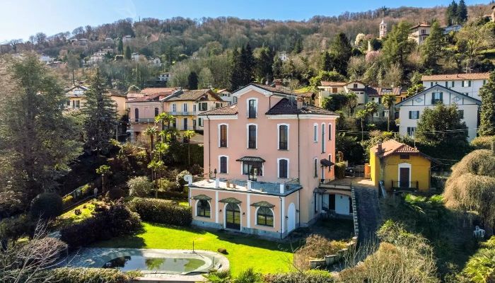 Historic Villa for sale 28838 Stresa, Piemont,  Italy