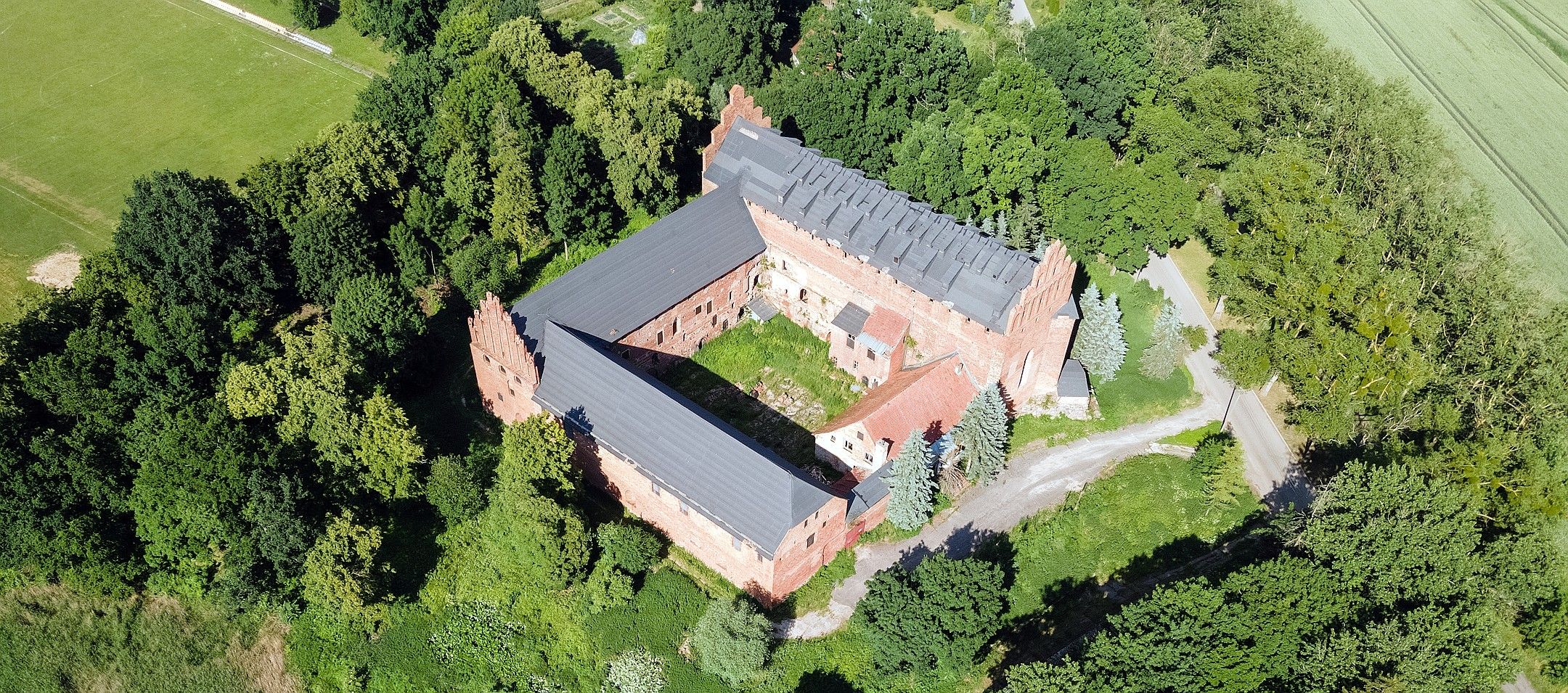 Photos Teutonic Knights’ Castle in Barciany, Northern Poland