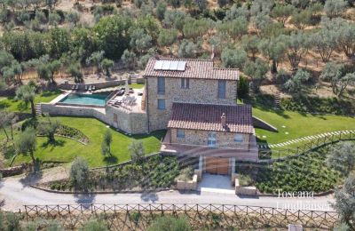 Landhus købe Cortona, Toscana, RIF 2986 Blick auf Rustico