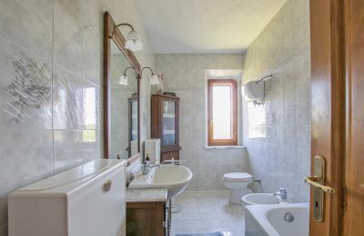 Stuehus købe Asciano, Toscana, RIF 2982 Badezimmer 1