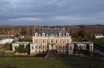 Castle Paris, Ile-de-France