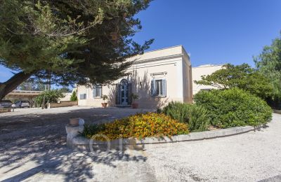 Historisk villa købe Oria, Puglia, Billede 2/34