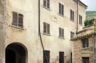 Castle for sale Piobbico, Garibaldi  95, Marche:  Exterior View