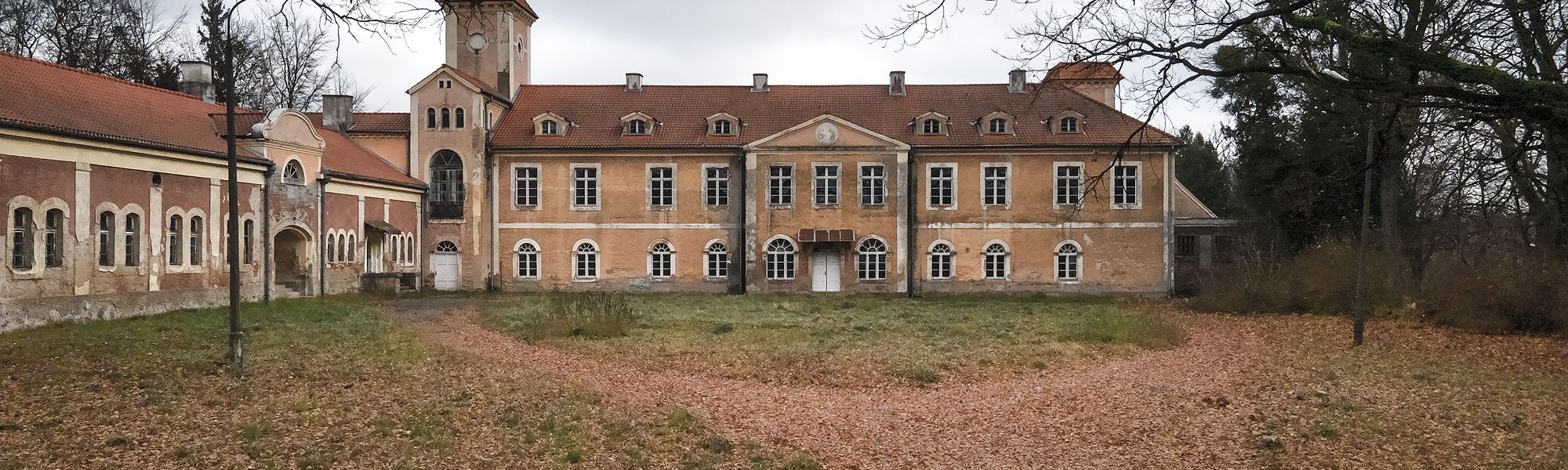 Photos Palace in Dobrocin, Warmia-Masuria