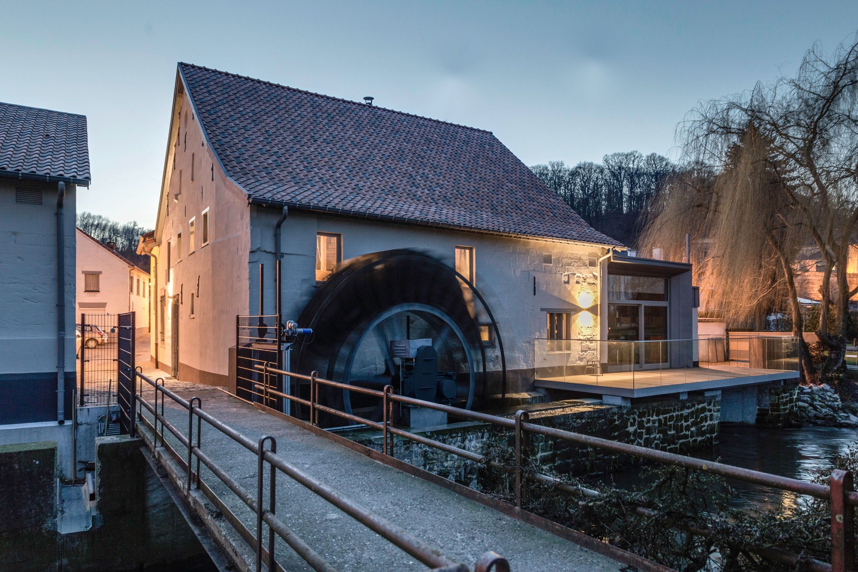 Smukt restaureret mølle nær Maastricht