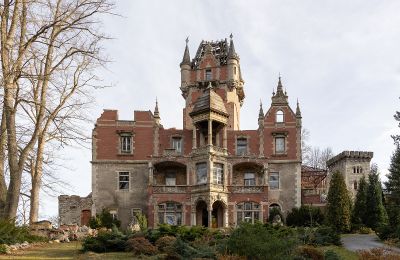 In the Spotlight: Bobrów Castle in Hirschberg Valley, Photo 5