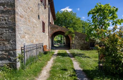 Farmhouse for sale Lamole, Tuscany, Image 35/37