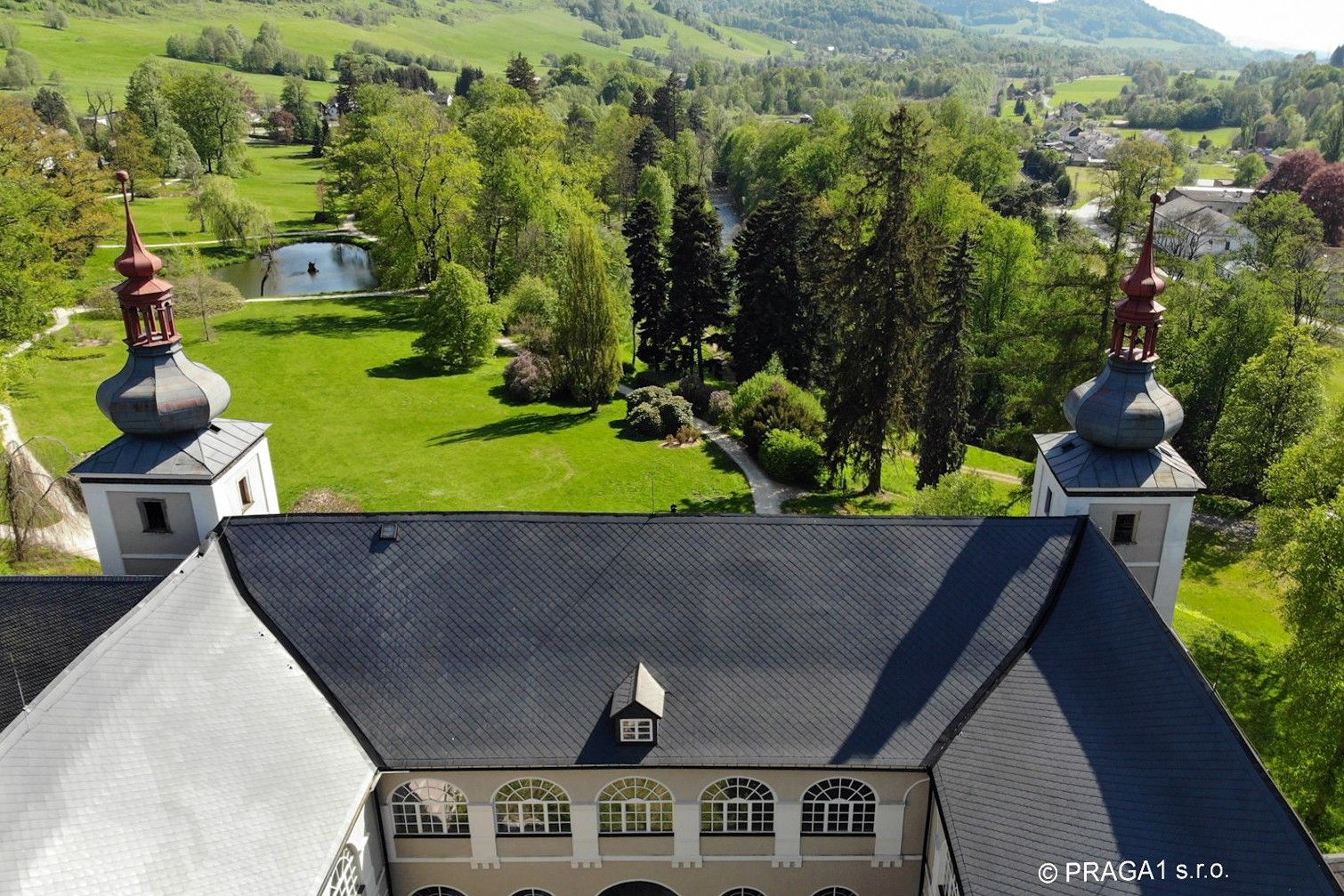 Photos Castle in East Bohemia - perfect location for medical specialists or hoteliers