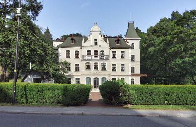Historic Villa for sale Duszniki-Zdrój, Wojska Polskiego 10, Lower Silesian Voivodeship, Front view