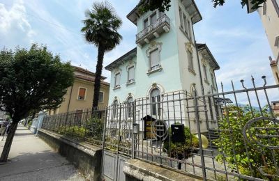 Castle Apartment for sale Luino, Lombardy, Photo 3/19