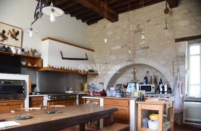 Castle for sale Monflanquin, New Aquitaine, Kitchen