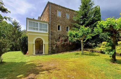 Historic Villa for sale Viveiro, Galicia, Photo 2/38