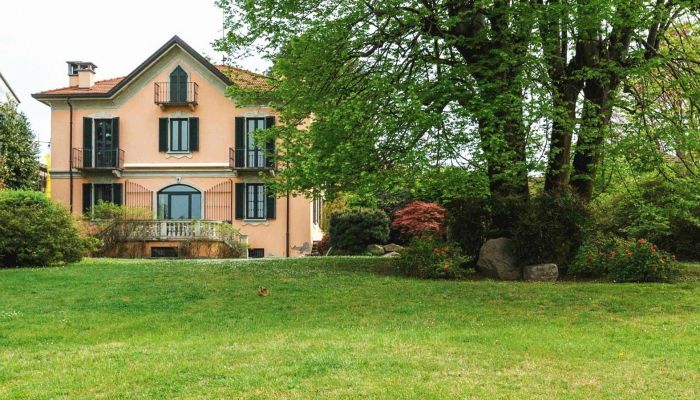 Historic Villa for sale Lisanza, Lombardy,  Italy