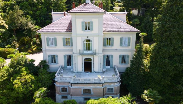 Historisk villa købe 28838 Stresa, Piemonte,  Italien