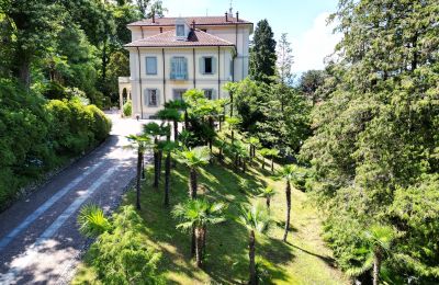 Historic Villa for sale 28838 Stresa, Piemont, Photo 9/45