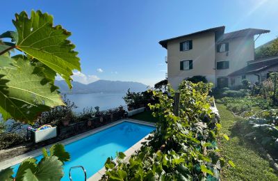 Ejendomme, Villa med søudsigt i Cannero Riviera, Lago Maggiore