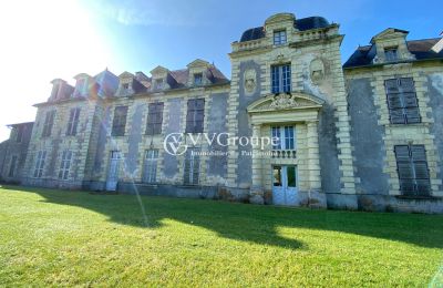 Castle for sale Thouars, New Aquitaine, Photo 2/10