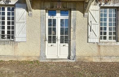 Manor House for sale Pau, New Aquitaine, Entrance