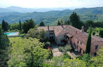 Historic property for sale 06024 Gubbio, Umbria, Photo 1/43