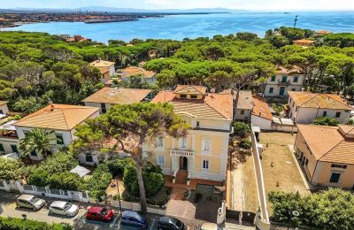 Historic Villa for sale Castiglioncello, Tuscany, Property location