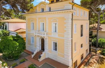 Historic Villa for sale Castiglioncello, Tuscany, Side view