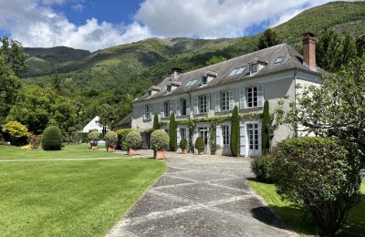 Manor House Lourdes, Occitania