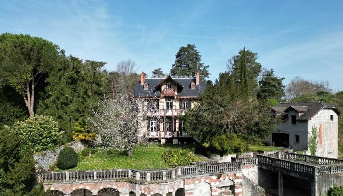 Historic Villa for sale Bagnères-de-Bigorre, Occitania,  France