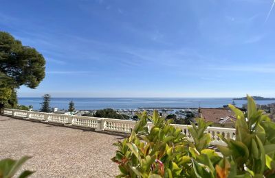 Castle Apartment for sale Beaulieu-sur-Mer, Provence-Alpes-Côte d'Azur, View