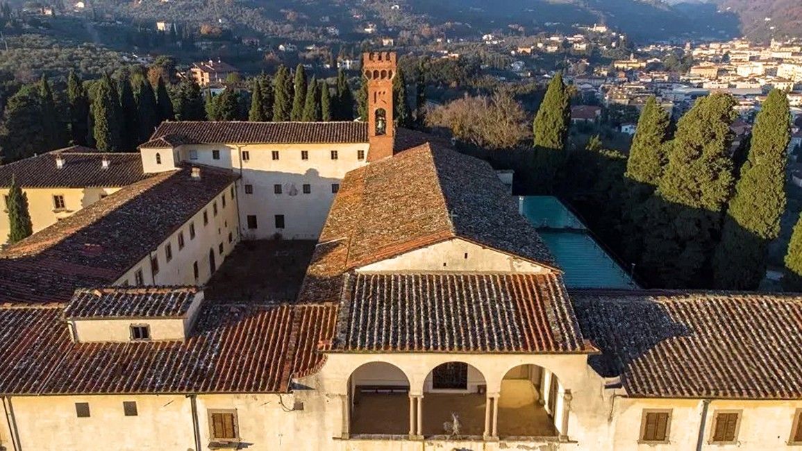 Photos For US and international investors: Tuscany monastery