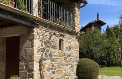 Country House for sale Melide, Cabazás, Galicia, Refurbished Facade