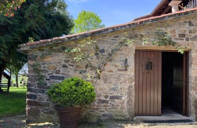 Farmhouse for sale Melide, Cabazás, Galicia, Outbuilding