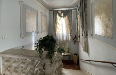 Historic Villa for sale Italy, Photo 19/48