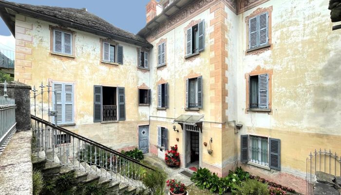 Historic Villa for sale Bannio Anzino, Piemont,  Italy