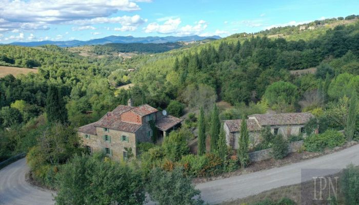 Farmhouse for sale 06010 Monte Santa Maria Tiberina, Umbria,  Italy