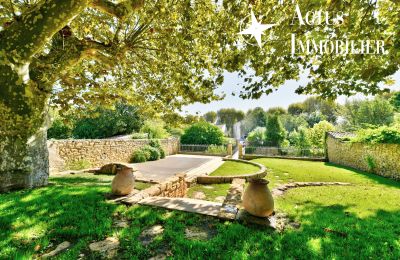 Historic property for sale Grans, Provence-Alpes-Côte d'Azur, Garden