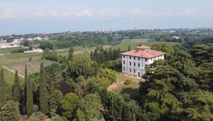 Historic Villa for sale Italy,  Italy