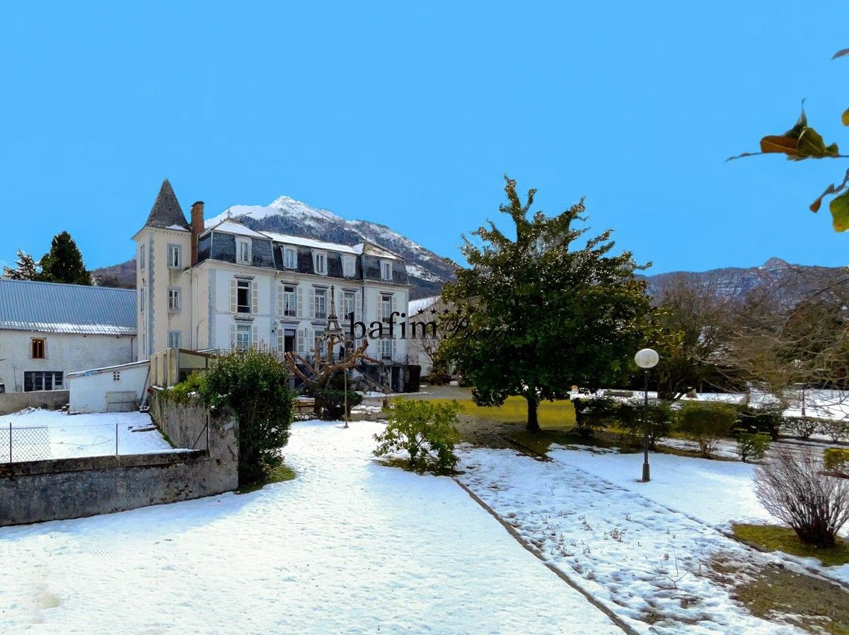 Photos Country residence in the Pyrenees - former hotel