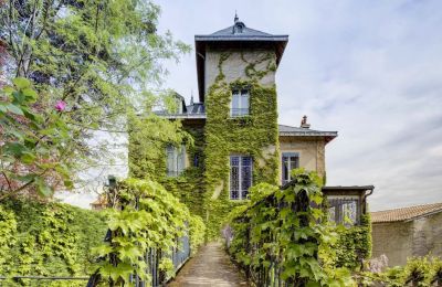 Historic Villa Vernaison, Auvergne-Rhône-Alpes