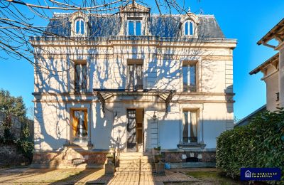 Historic Villa for sale Bourg-la-Reine, Ile-de-France, Photo 2/15