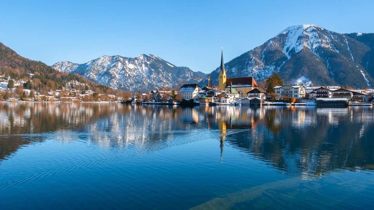 Photos Historic hotel on Lake Tegernsee