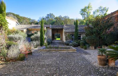 Manor House for sale Uzès, Occitania, Courtyard