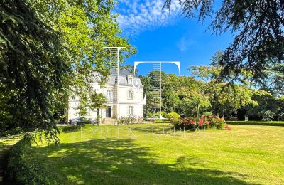 Historic Villa for sale Challans, Pays de la Loire, Property