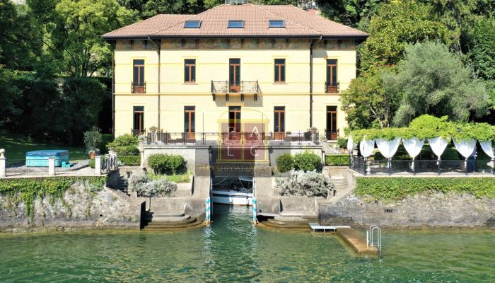 Historic Villa for sale Moltrasio, Lombardy,  Italy