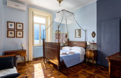 Historic Villa for sale Moltrasio, Lombardy, Bedroom