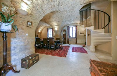 Historic properties, Characterful home near Uzès – lush courtyard and expansion potential