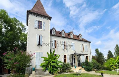Historic properties, Manor House near Pau with Large Park and Horse Stables