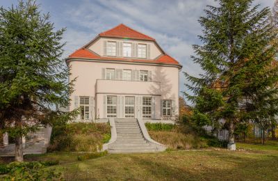 Historic properties, Pre-War Modernist Villa in Wrocław-Borek