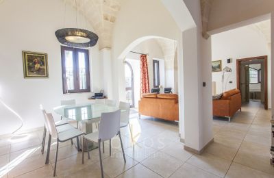 Historisk villa købe Oria, Puglia, Billede 11/37