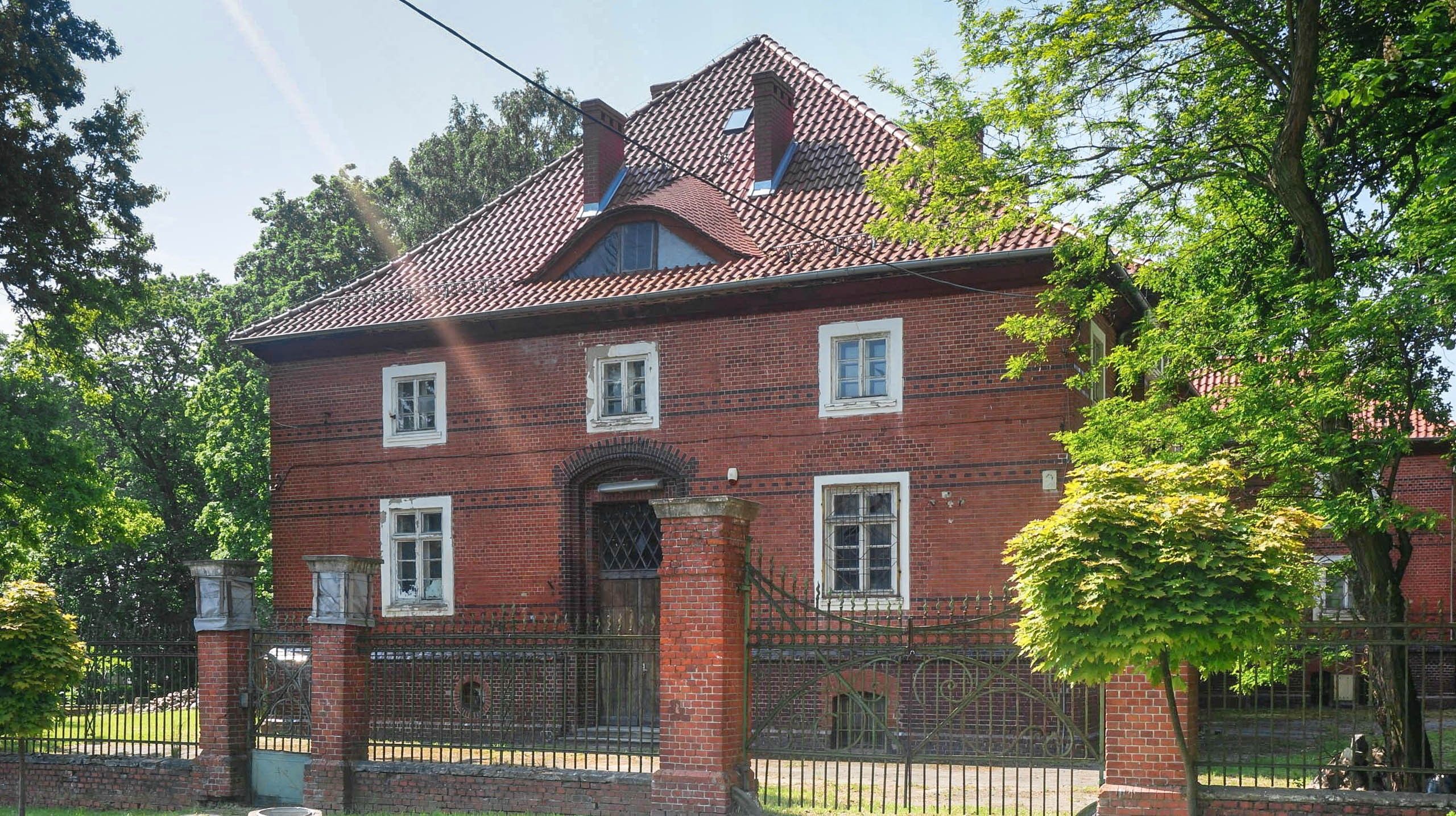 Photos Former officers' mess in Kętrzyn